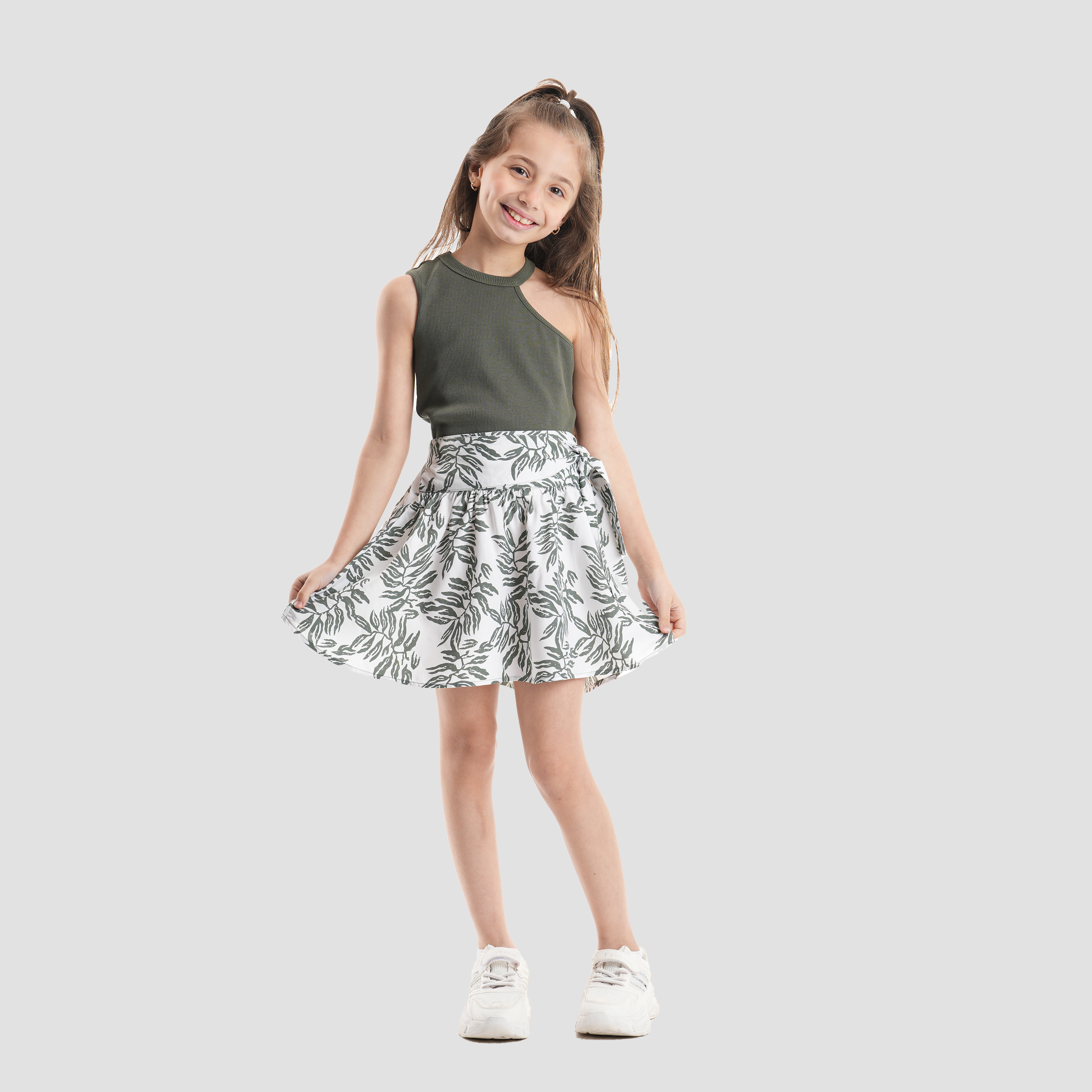 Leaf Print White Skirt-GSK-54S Secondary image