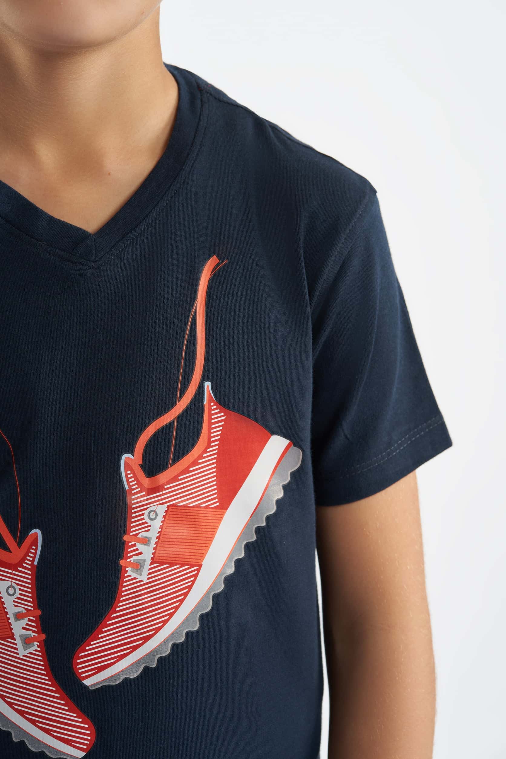 Boys V-neck Printed T-Shirts NAVY(23) Secondary image