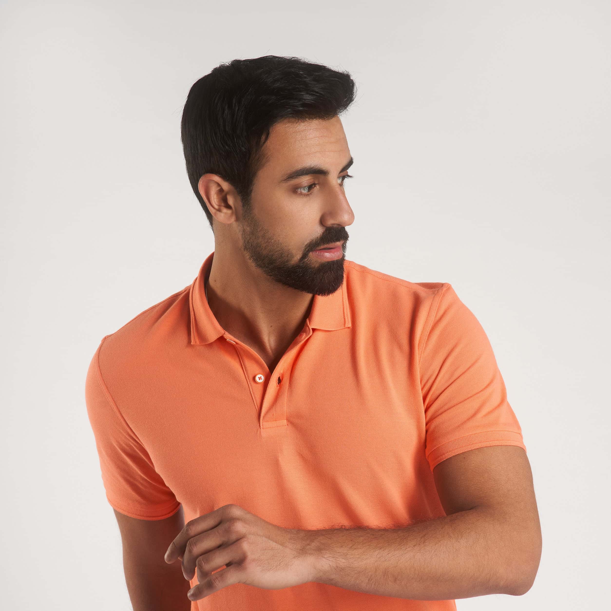 قميص بولو سادة  Secondary image