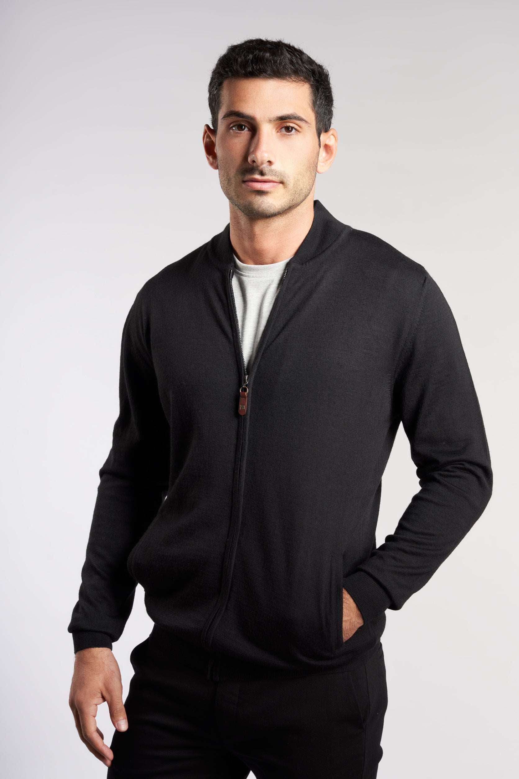 Black Pullover(21) Main image