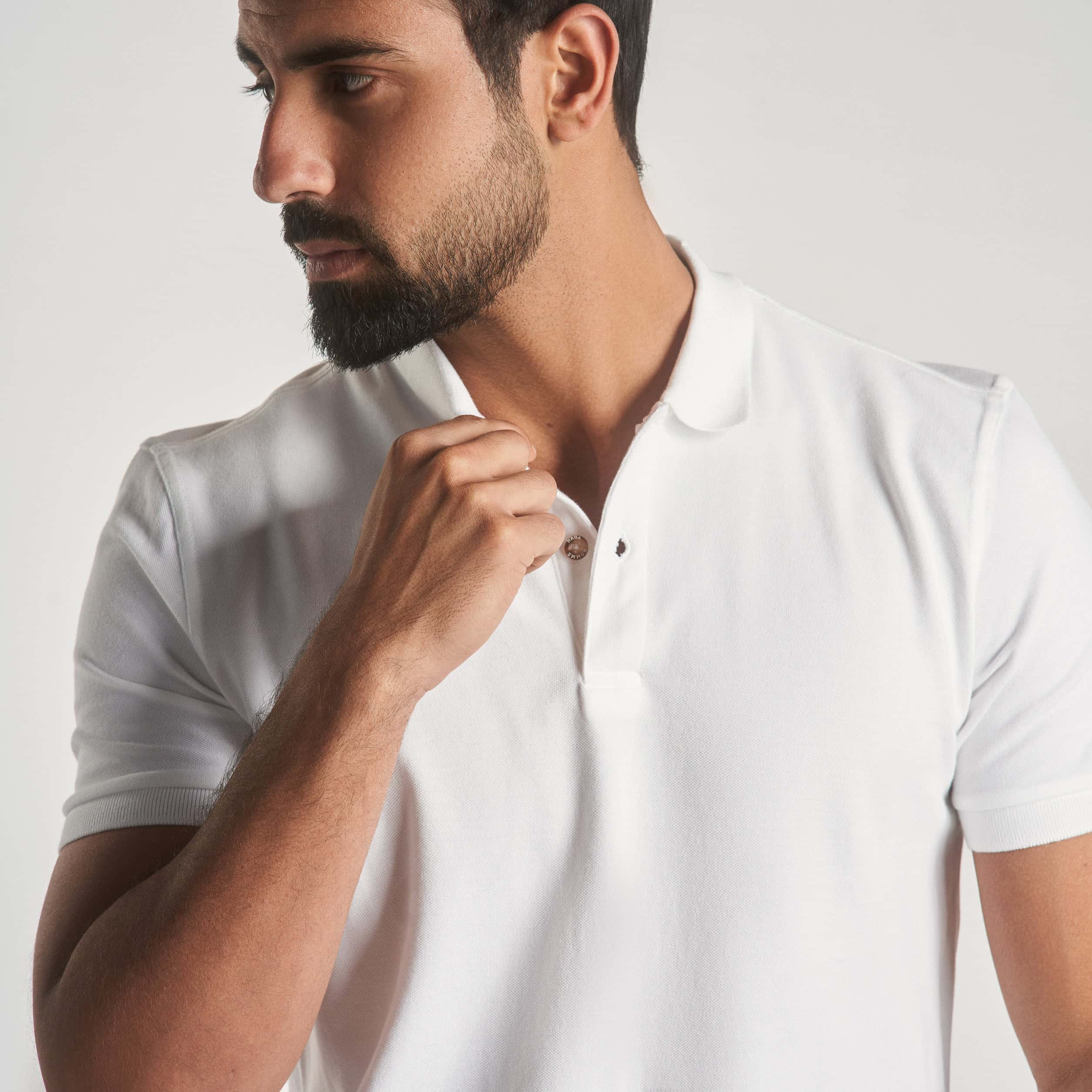 قميص بولو أبيض Secondary image