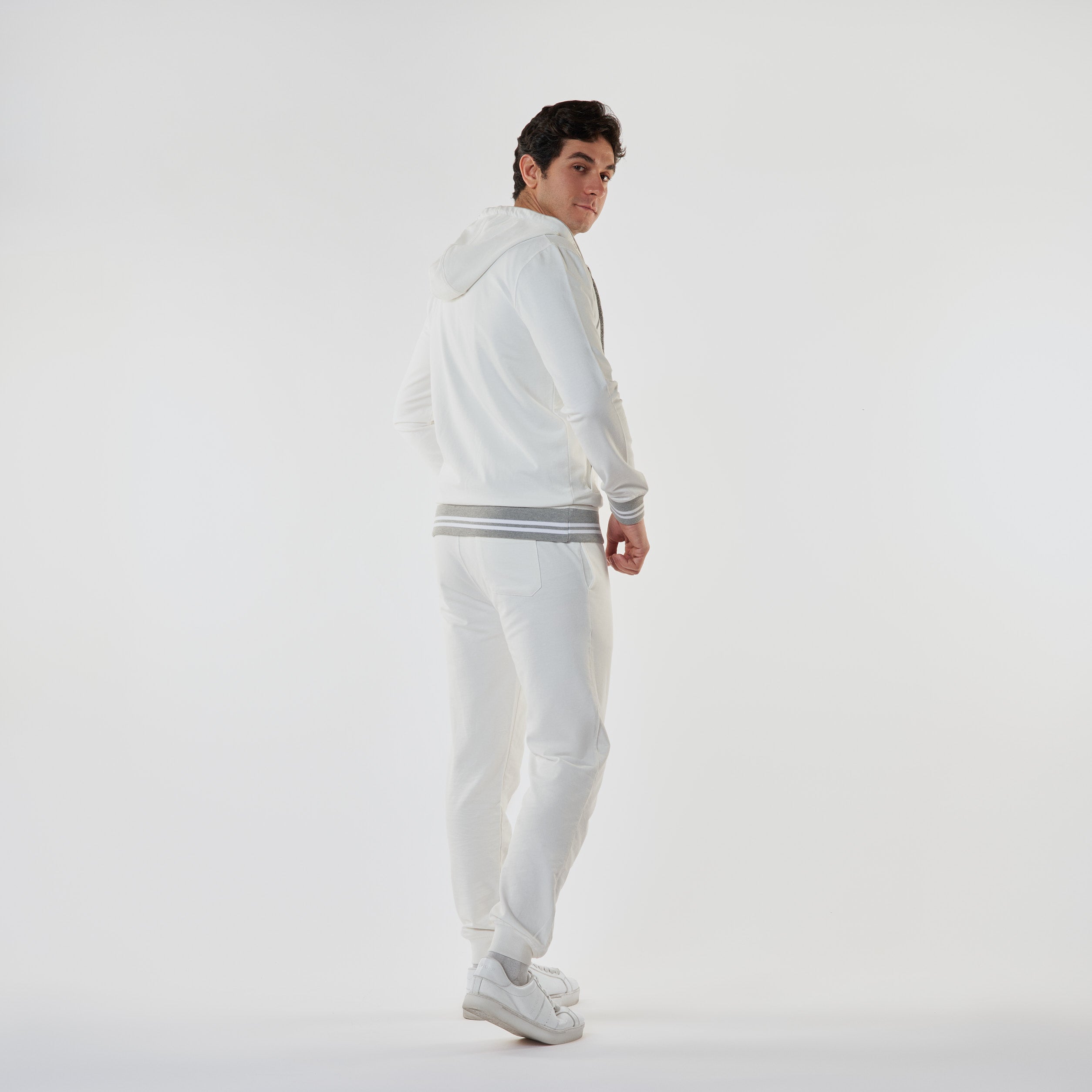 OFF WHITE TRAINING SUIT - MTR-03