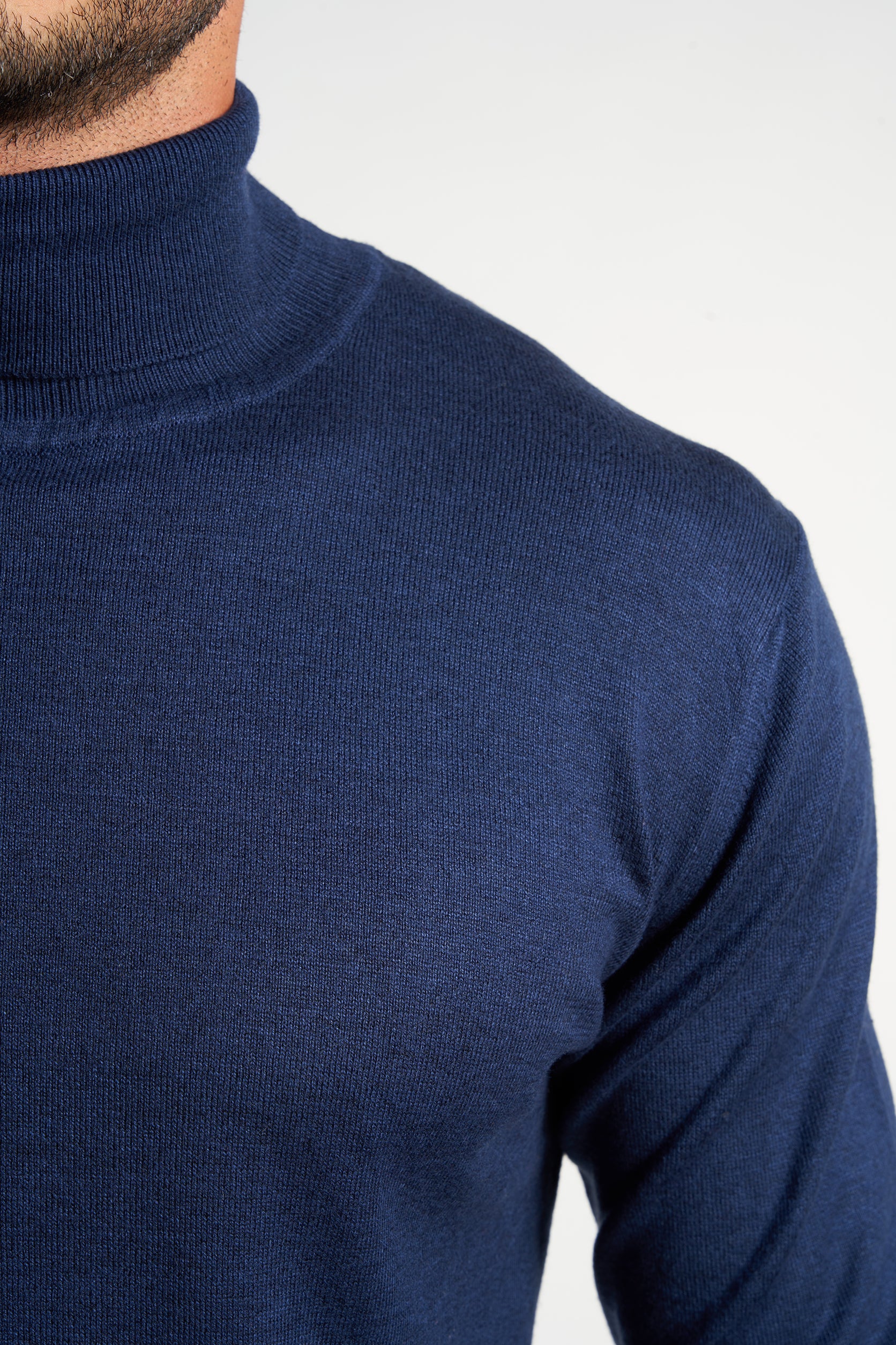 Navy Blue Rounded-Neck Pullover(10)
